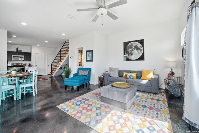 716 N Cherry, San Antonio, TX 78202