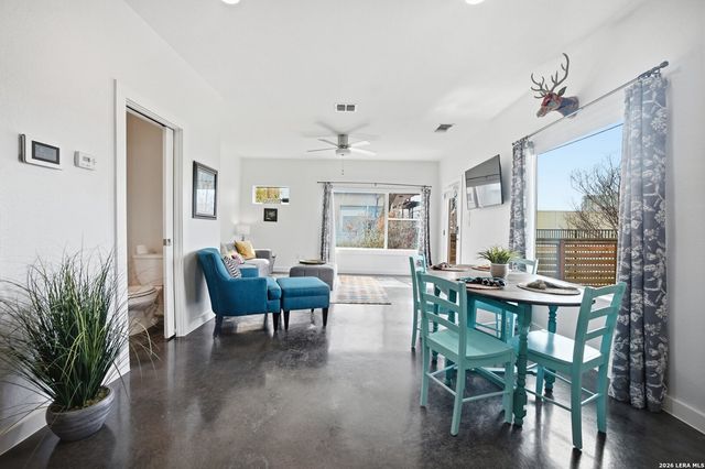 716 N Cherry, San Antonio, TX 78202