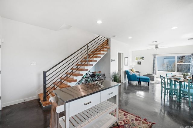 716 N Cherry, San Antonio, TX 78202