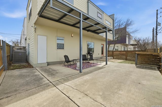 716 N Cherry, San Antonio, TX 78202