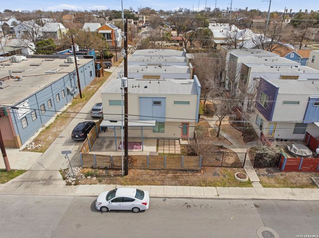 716 N Cherry, San Antonio, TX 78202