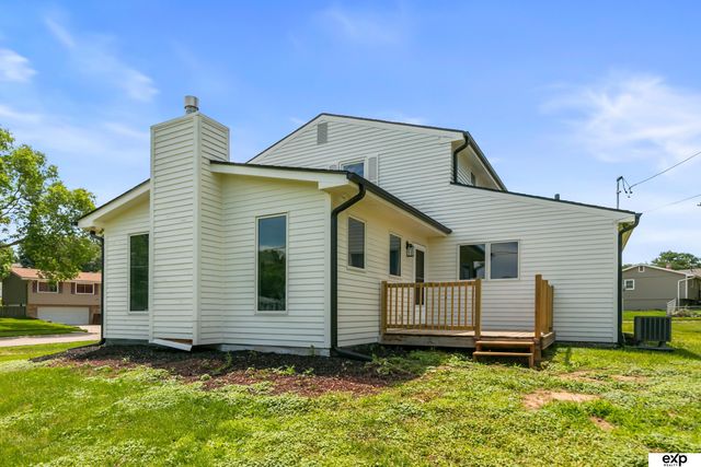 12820 Westwood Lane, Omaha, NE 68144