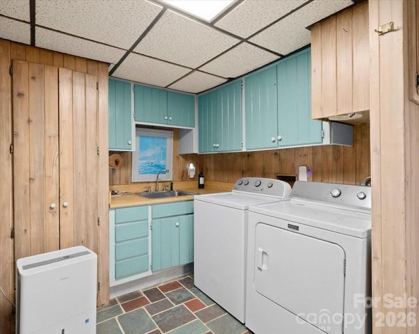 119 Fox Den Road, Mars Hill, NC 28754