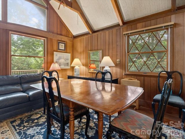 119 Fox Den Road, Mars Hill, NC 28754