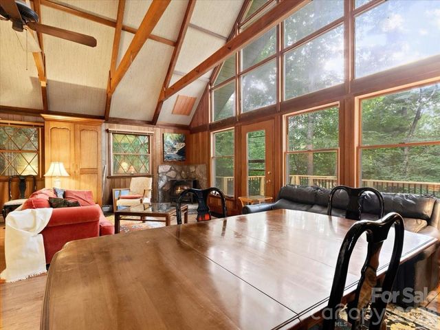 119 Fox Den Road, Mars Hill, NC 28754