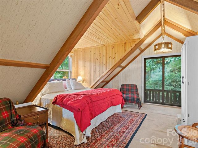 119 Fox Den Road, Mars Hill, NC 28754
