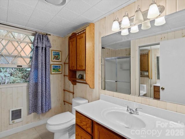 119 Fox Den Road, Mars Hill, NC 28754