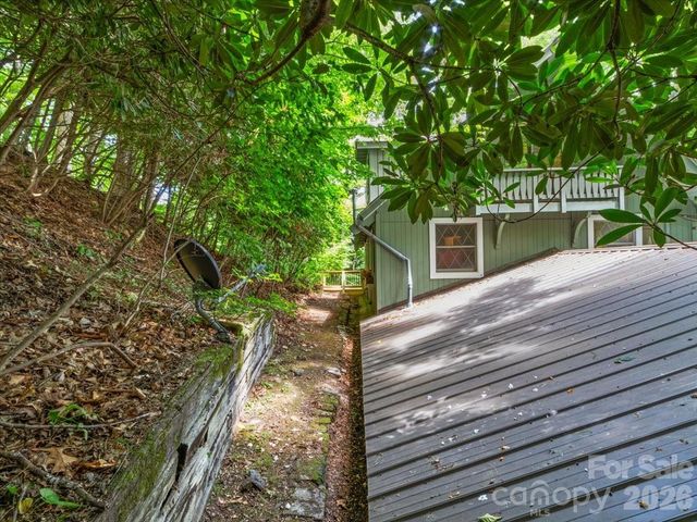 119 Fox Den Road, Mars Hill, NC 28754