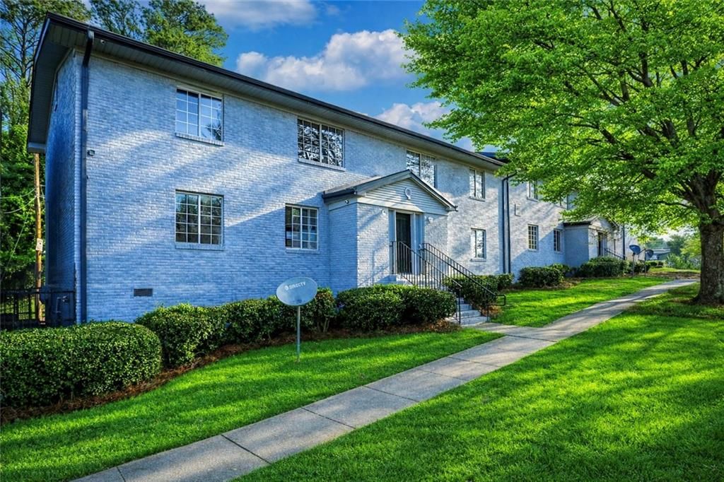 2065 Alison Court Unit 2, Atlanta, GA 30311