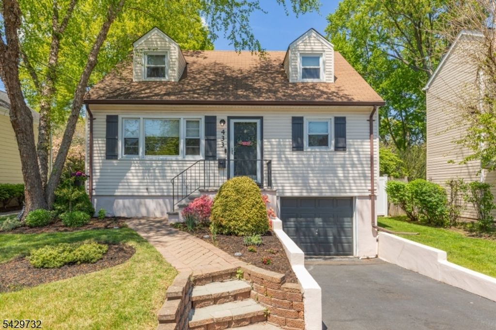 433 South Ave, Fanwood Boro, NJ 07023