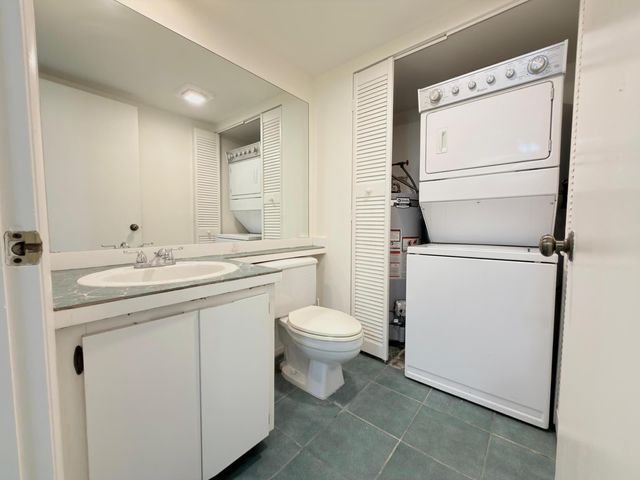 710 7th Lane, Palm Beach Gardens, FL 33418