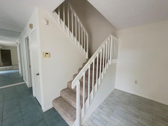 710 7th Lane, Palm Beach Gardens, FL 33418