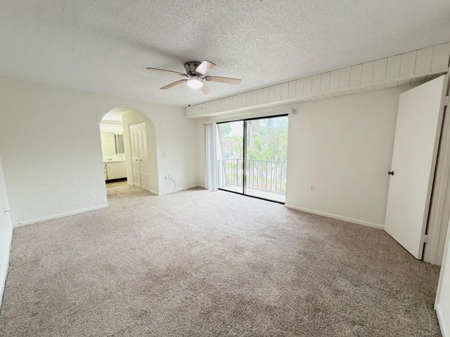 710 7th Lane, Palm Beach Gardens, FL 33418