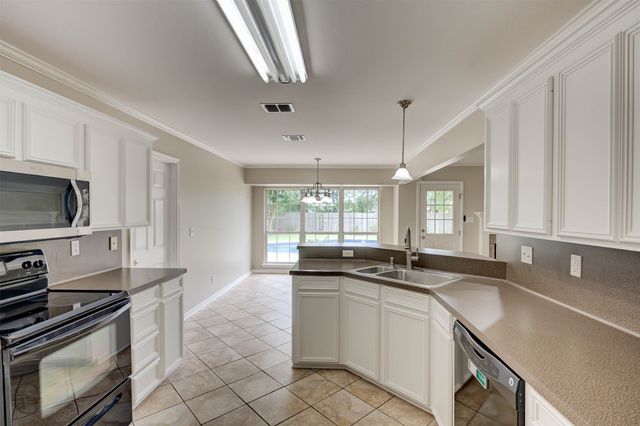 220 Harders Crossing Boulevard, Shreveport, LA 71106