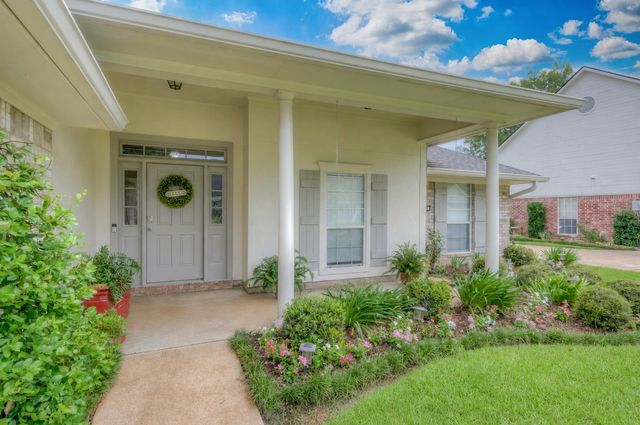 220 Harders Crossing Boulevard, Shreveport, LA 71106