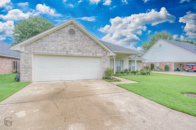 220 Harders Crossing Boulevard, Shreveport, LA 71106