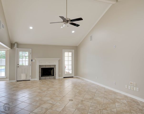 220 Harders Crossing Boulevard, Shreveport, LA 71106