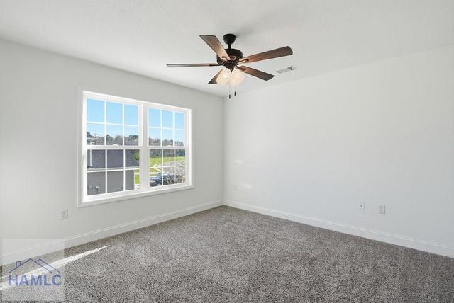 9 Palmer Place Lane NE, Ludowici, GA 31316