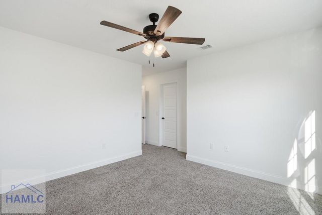 9 Palmer Place Lane NE, Ludowici, GA 31316