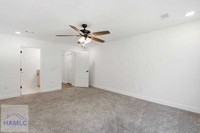 9 Palmer Place Lane NE, Ludowici, GA 31316