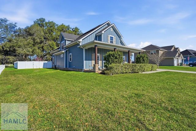 9 Palmer Place Lane NE, Ludowici, GA 31316