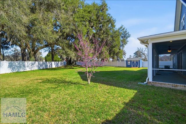 9 Palmer Place Lane NE, Ludowici, GA 31316