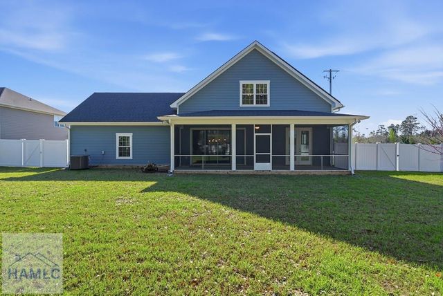9 Palmer Place Lane NE, Ludowici, GA 31316