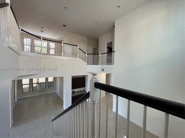 8248 Lost Creek Ln, Delray Beach, FL 33446