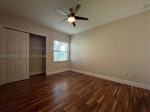 8248 Lost Creek Ln, Delray Beach, FL 33446