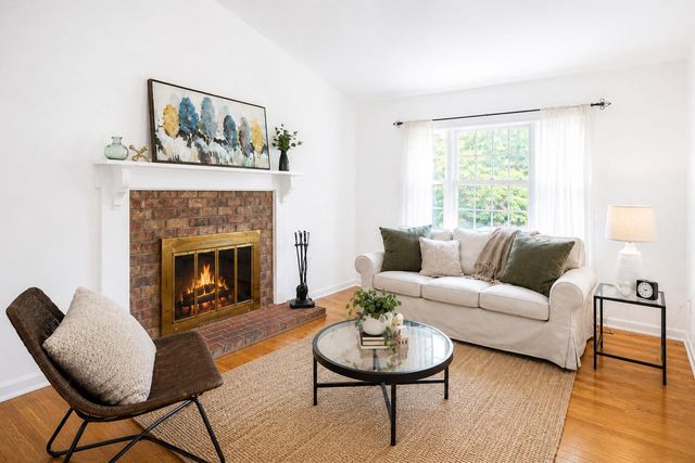 11781 COTTON MILL DR, Woodbridge, VA 22192