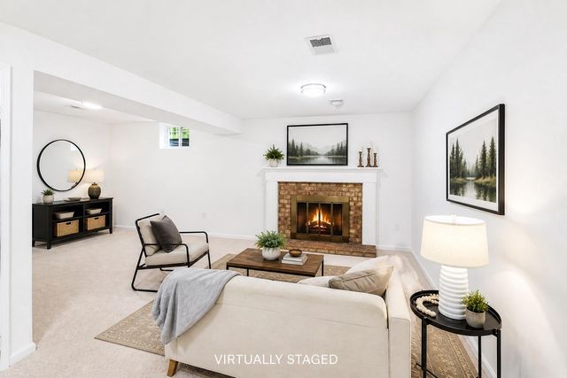 11781 COTTON MILL DR, Woodbridge, VA 22192