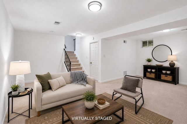 11781 COTTON MILL DR, Woodbridge, VA 22192