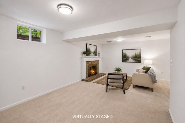 11781 COTTON MILL DR, Woodbridge, VA 22192