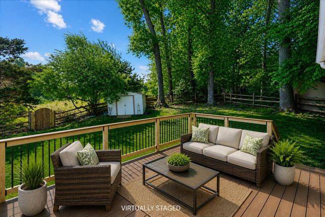 11781 COTTON MILL DR, Woodbridge, VA 22192