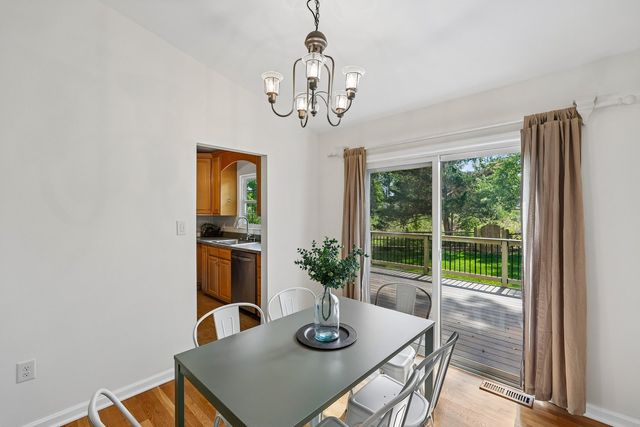 11781 COTTON MILL DR, Woodbridge, VA 22192