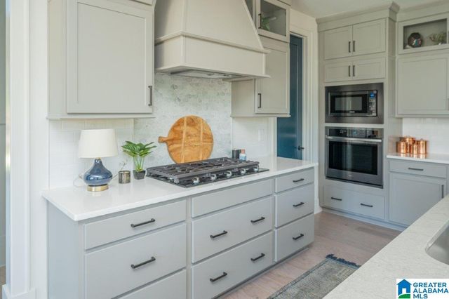 1547 OLIVEWOOD DRIVE, Hoover, AL 35244