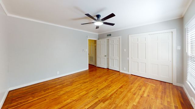 2010 N Locust Street, Denton, TX 76209