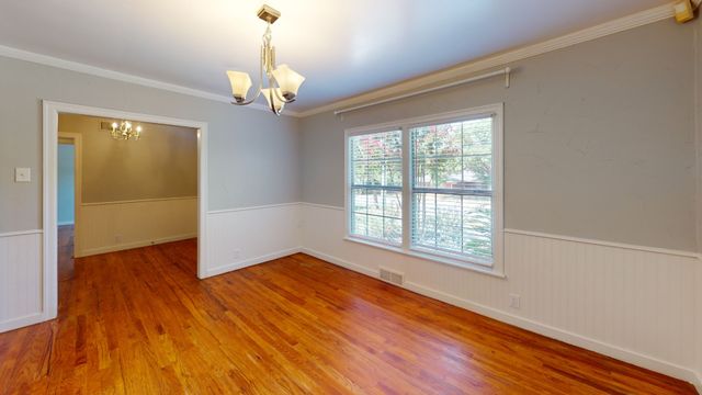 2010 N Locust Street, Denton, TX 76209
