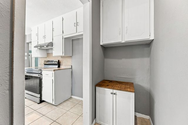 6800 Echo Hill Drive, Watauga, TX 76148