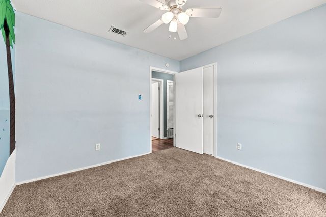 6800 Echo Hill Drive, Watauga, TX 76148