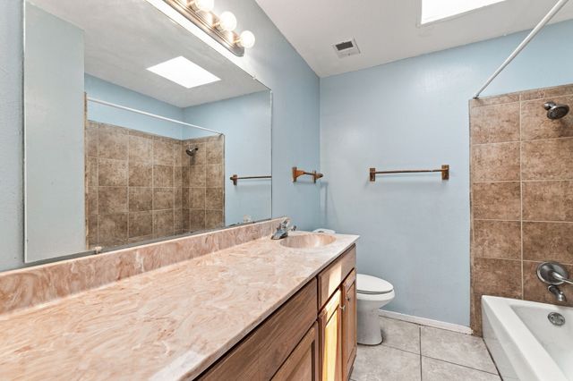 6800 Echo Hill Drive, Watauga, TX 76148