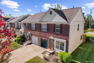 227 Tucker Street, Pontiac, MI 48341