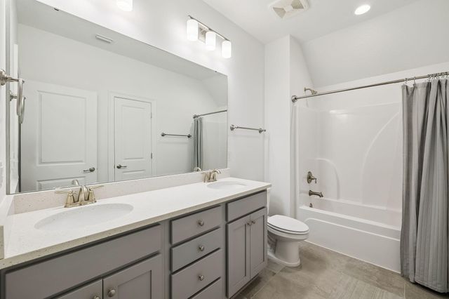 65 Laurel Oaks Drive, Freeport, FL 32439