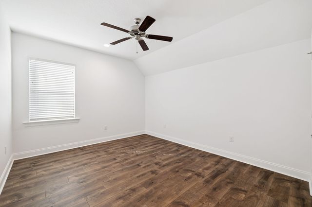 65 Laurel Oaks Drive, Freeport, FL 32439