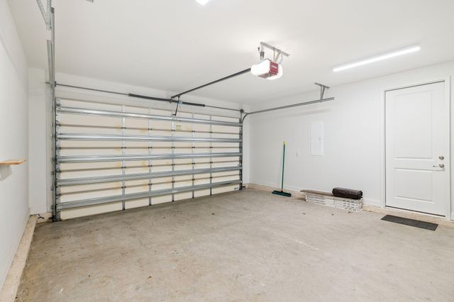 65 Laurel Oaks Drive, Freeport, FL 32439