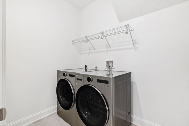 65 Laurel Oaks Drive, Freeport, FL 32439