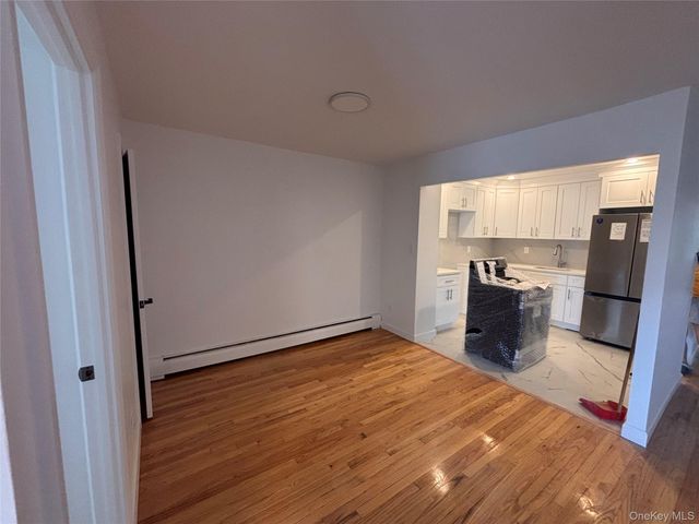 71-34 Kissena Boulevard 3, Flushing, NY 11367