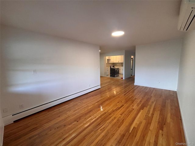 71-34 Kissena Boulevard 3, Flushing, NY 11367