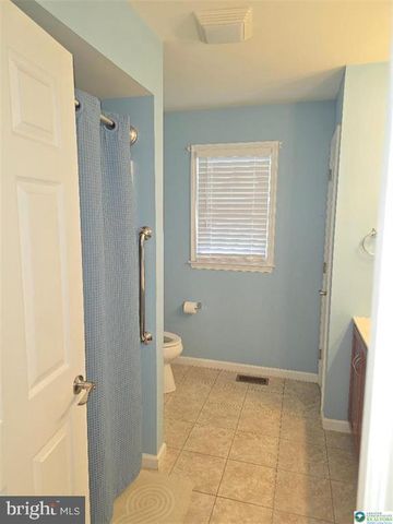 1206 SHILOH RD, Allentown, PA 18106