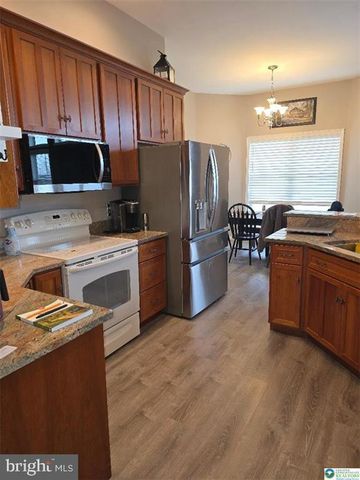 1206 SHILOH RD, Allentown, PA 18106